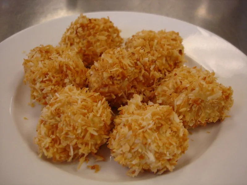 salvador-travel-guide Coconut sweet